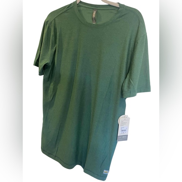 NWT Vuori Men’s strato tech tee VIRIDIAN HEATHER Size: M - Picture 3 of 5